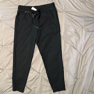Talbots Small black joggers w/pockets